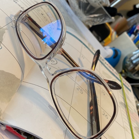 Quay Australia Accessories - The ultimate blue light Quays!